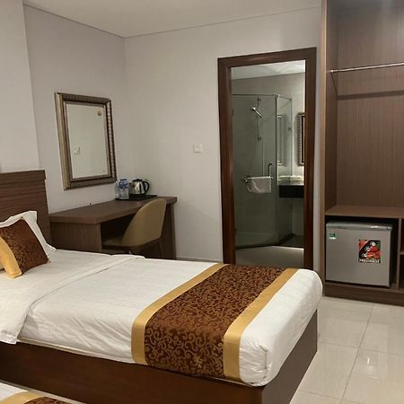 Galaxy Airport Hotel Ho Chi Minh City Exterior photo