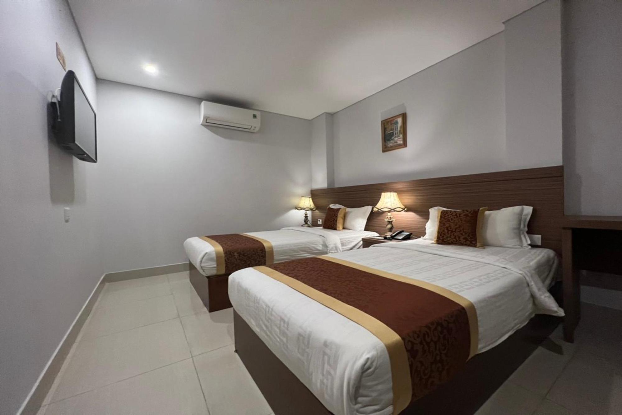 Galaxy Airport Hotel Ho Chi Minh City Exterior photo